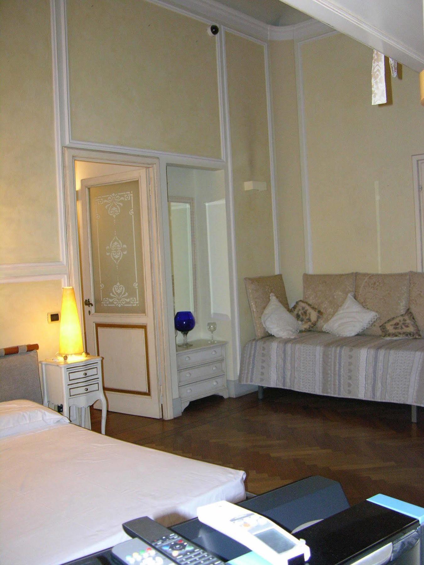 Booking Firenze Appartamenti Exteriér fotografie
